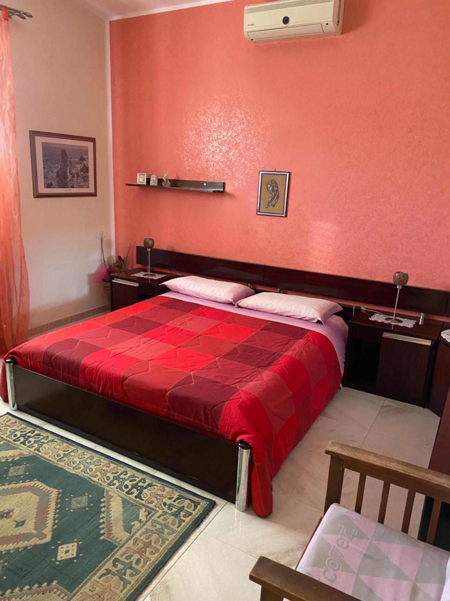 Canicattini Bagni Villa Rosa מראה חיצוני תמונה